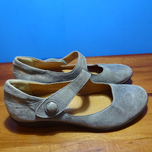 Mephisto | Shoes | Mephisto Flats Mary Jane Pewter Leather | Poshmark